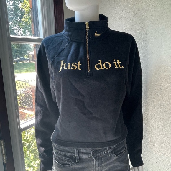 Nike Funnel Neck 1/2 zip Sweater - Picture 2 of 9